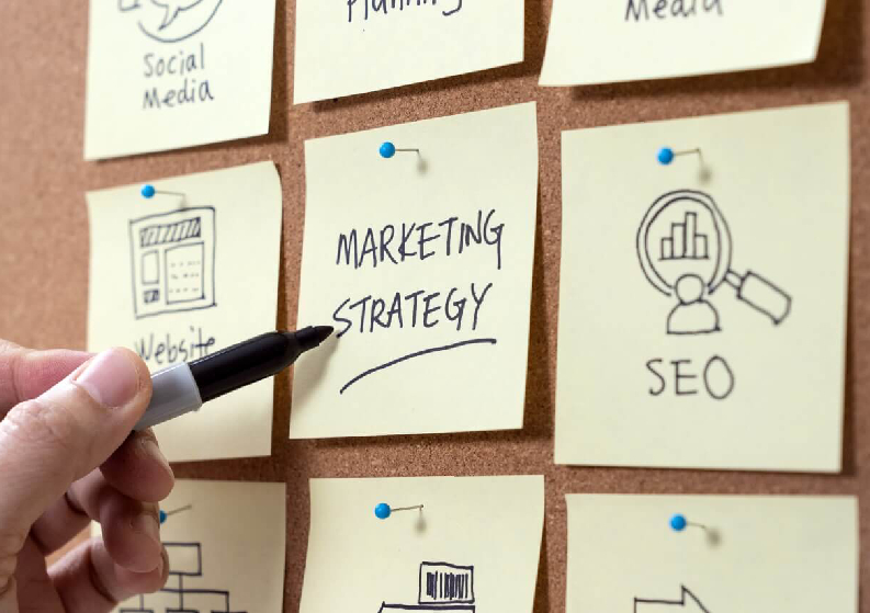 Digital Marketing bao gồm những yếu tố sau: một website độc đáo, SEO, Content Marketing, Email Marketing, Social Media Marketing, PPC