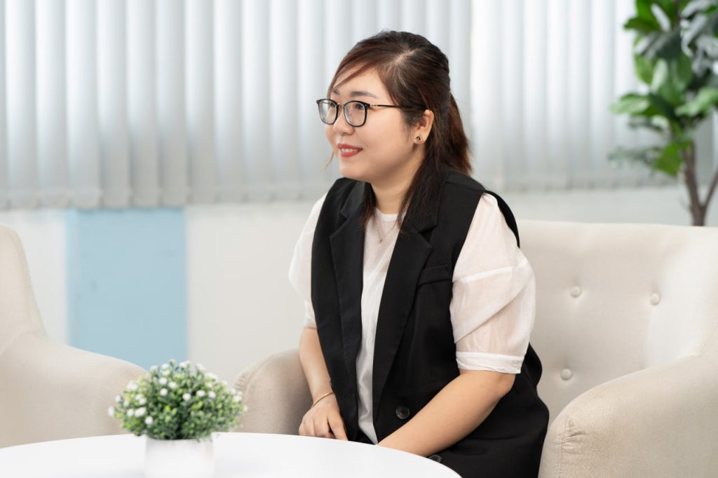  Chị Bùi Hoàng Mỹ Linh, Head of Finance Business Partner, AIA Việt Nam