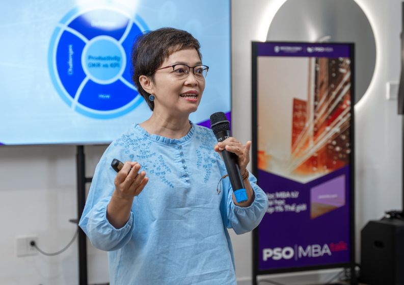 Bà Trần Thu Lê tại sự kiện MBA Talk 