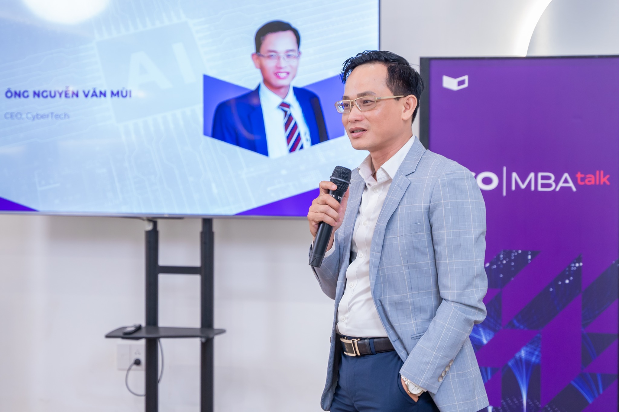 CEO của CyberTech nhấn mạnh những thách thức trong quá trình ứng dụng AI vào hoạt động doanh nghiệp.