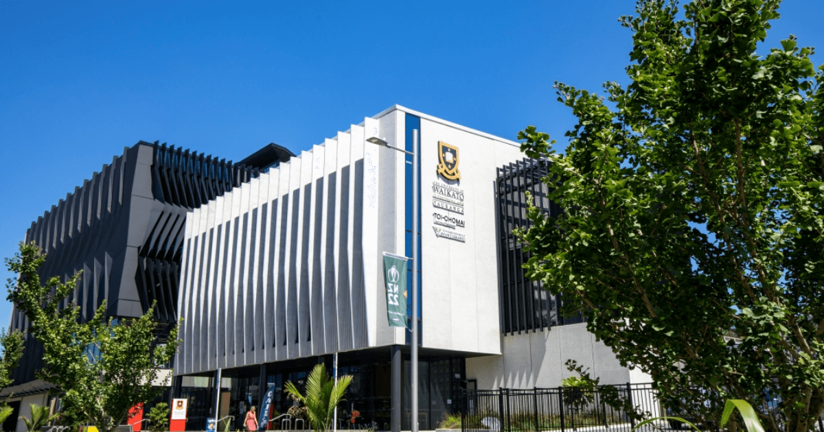 “Triple Crown”: Cột mốc xuất sắc trong giáo dục toàn cầu của Đại học Waikato