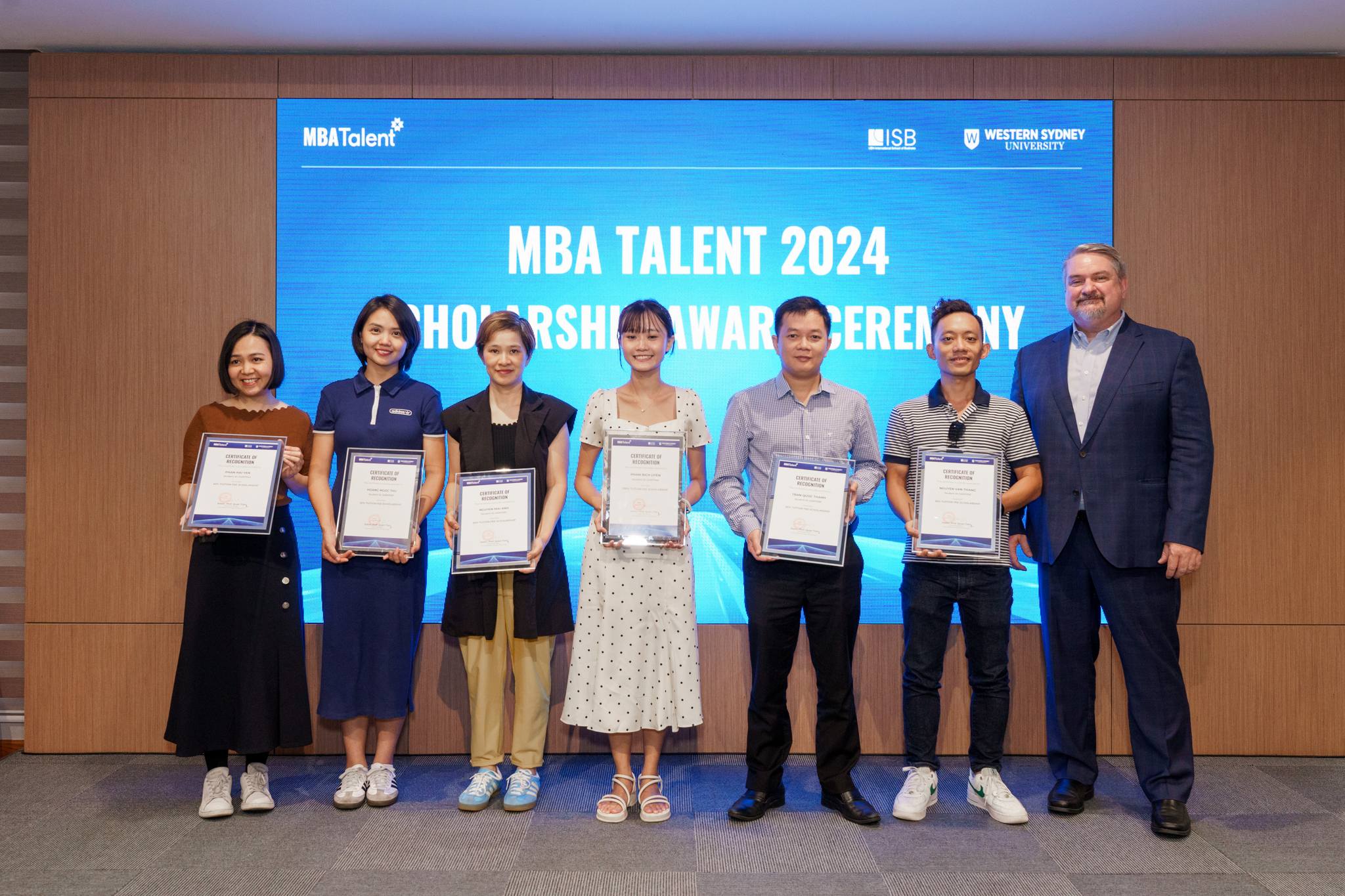 Học bổng Thạc sĩ: MBA Talent