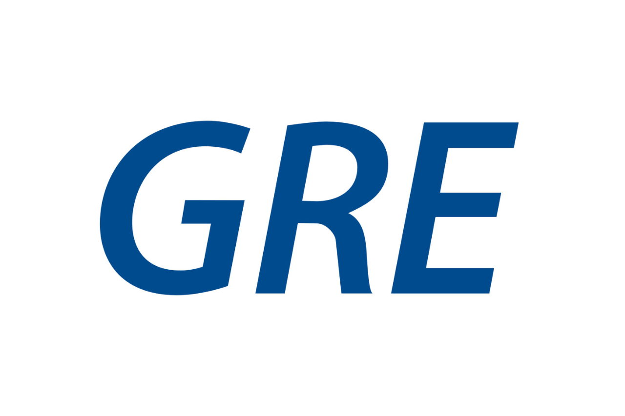 nên thi gmat hay gre?