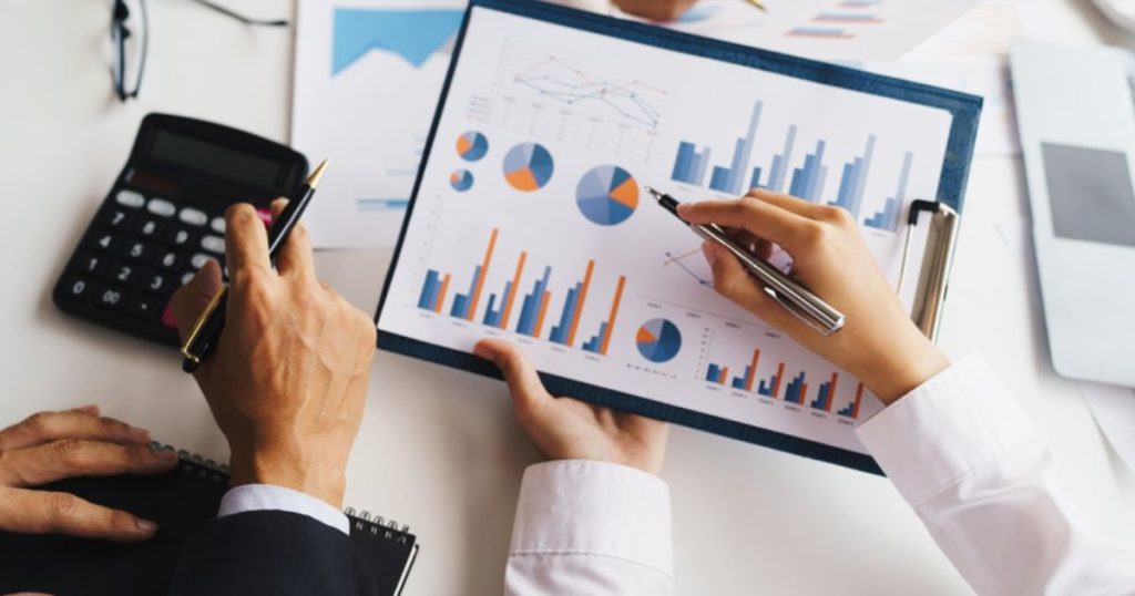 Phân tích tài chính doanh nghiệp: Cảnh báo rủi ro tiềm ẩn 10 phân tích tài chính doanh nghiệp