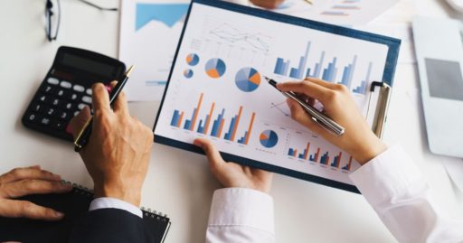 Phân tích tài chính doanh nghiệp: Cảnh báo rủi ro tiềm ẩn