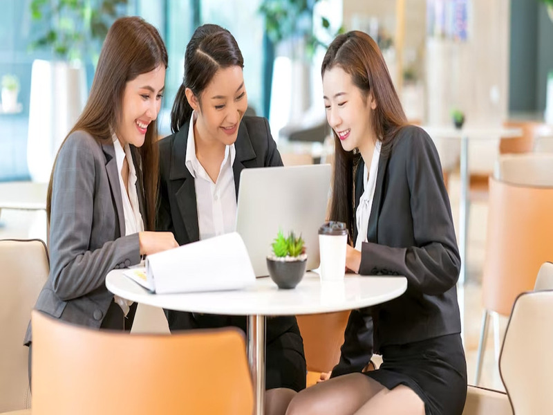 Truyền thông nội bộ là gì? Cách doanh nghiệp giao tiếp với "khách hàng" nội bộ 2 truyền thông nội bộ là gì