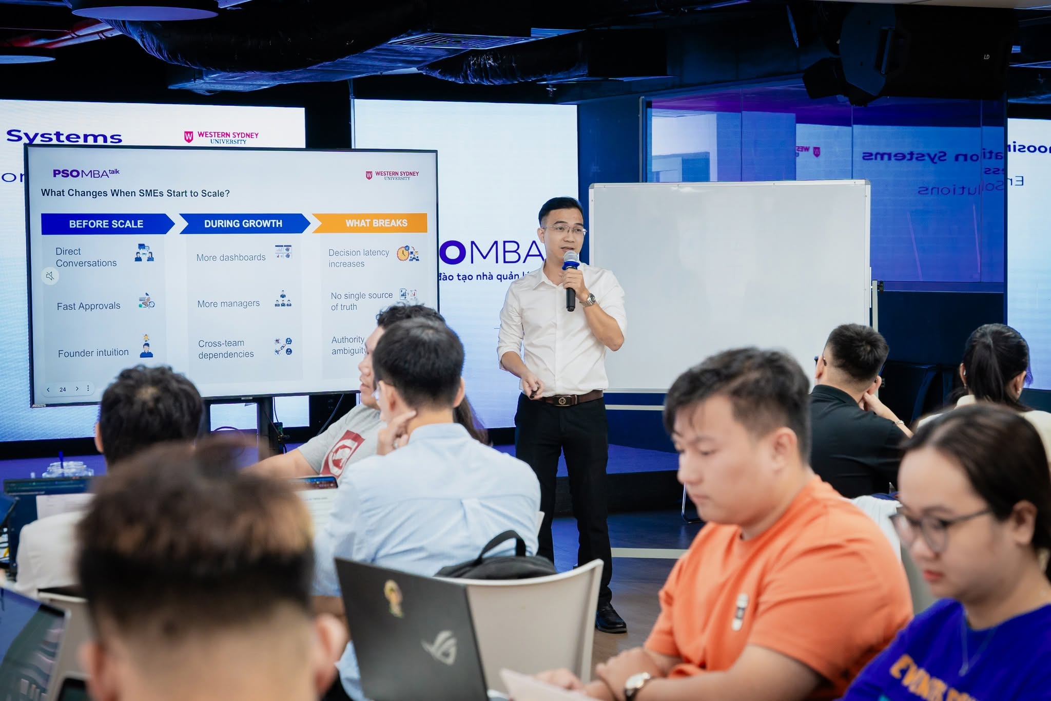 Tech Talks: Cái bẫy tùy chỉnh quá đà trong hệ thống công nghệ